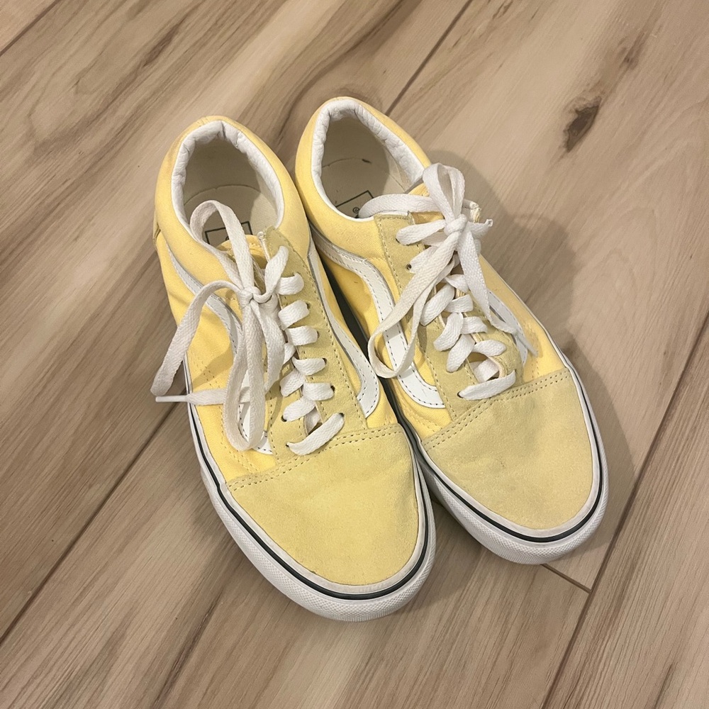Butter yellow vans size 7 women’s